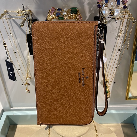 Kate Spade Medium Lucy L-Zip Wristlet Pebble Leather 

Warm Gingerbread 
NWT - Picture 14 of 16